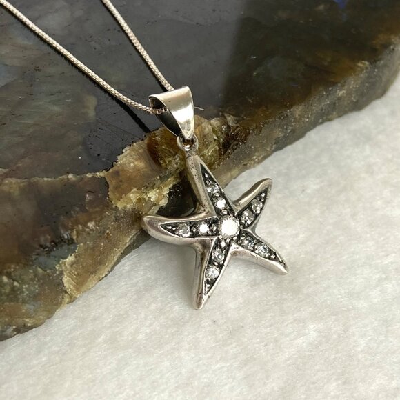 Sterling Silver 925 Starfish Seastar Cubic Zirconia Pendant Necklace 18" Chain - Picture 8 of 16